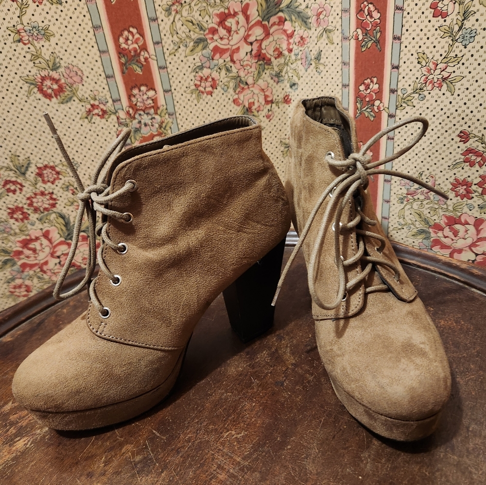 Wedge booties